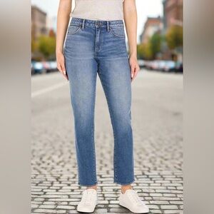 Articles of Society slim straight Jean mid wash denim size 30/25